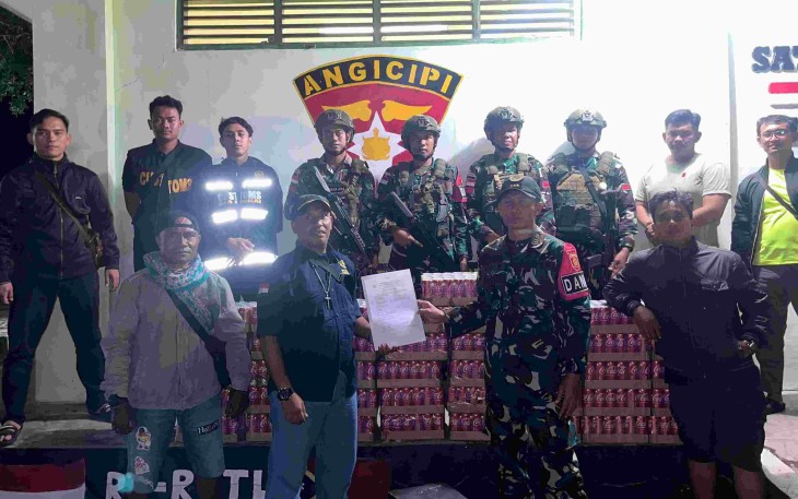 Pengawasan jalur laut Satgas Yonarmed 12 Kostrad 
