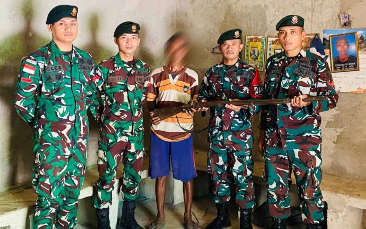 Penyerahan sukarela senjata api di perbatasan 