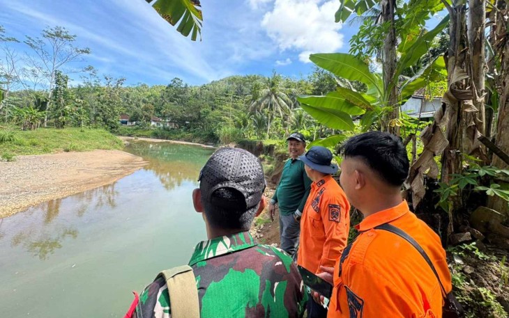 Peninjauan Tebing Sungai Banjar