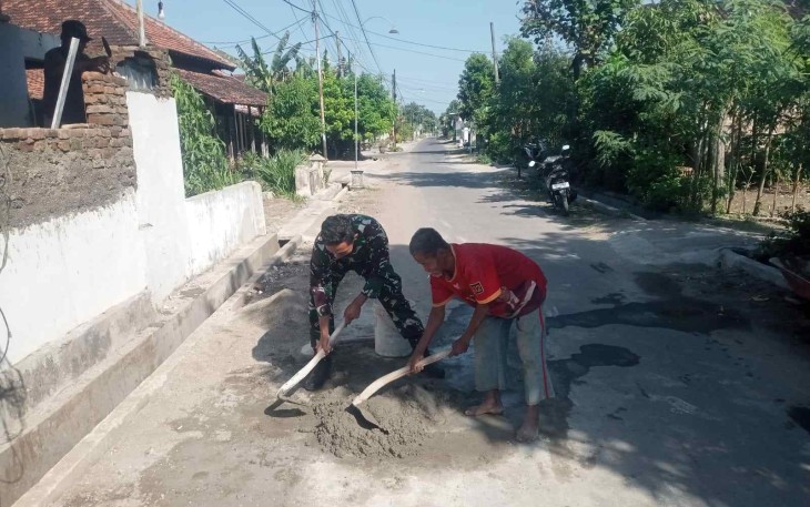 Bantu bangun musala di wilayah desa binaan