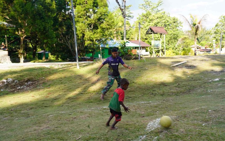 Hadirkan keceriaan bermain bola