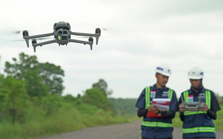 Drone DJI Matrice 4E untuk Survei dan Pemetaan Presisi