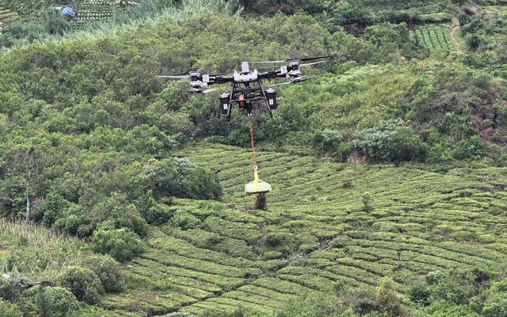 Drone Kargo DJI FlyCart 100 untuk Distribusi Logistik di Medan Ekstrem