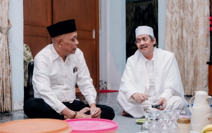 Wakil Menteri Sosial (Wamensos) Agus Jabo Priyono menghadiri Haul Agung Sultan Maulana Hasanuddin ke-465 M/470 H di Alun-Alun Masjid Agung Banten Lama, Kecamatan Kasemen, Kota Serang, Banten, Senin (30/3/2026)