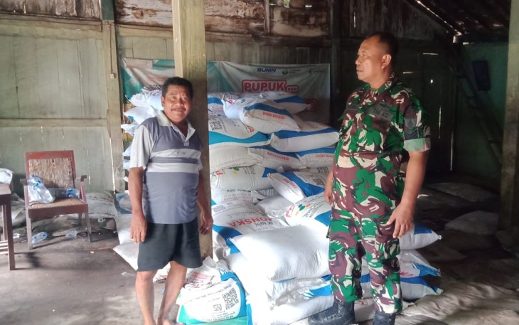 Pendistribusian pupuk subsidi 