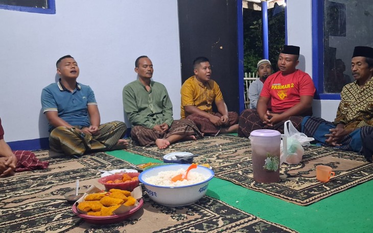 Yasinan bersama warga lokasi TMMD