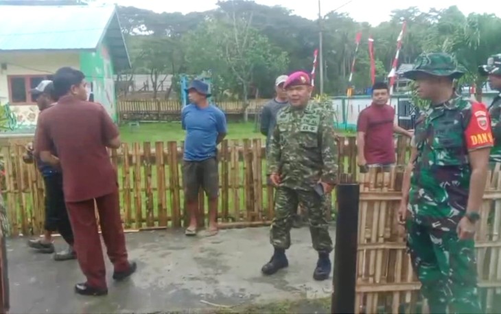 Personel TNI AL Pos Selayar
