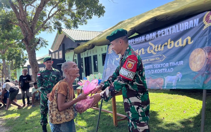 Yonarmed 12 Kostrad Tebar Kepedulian, Qurban Jadi Wujud Kebersamaan di Perbatasan