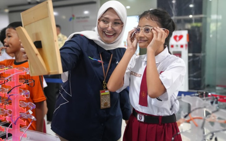 Program CAKRA PGN Jangkau 300 Siswa dan Warga melalui Layanan Kesehatan Mata