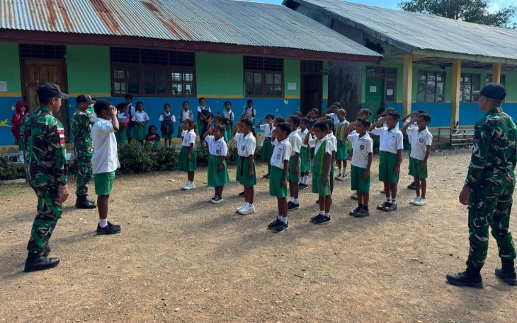 Yonarmed 12 Kostrad Bentuk Generasi Disiplin dan Berkarakter di Nanaenoe