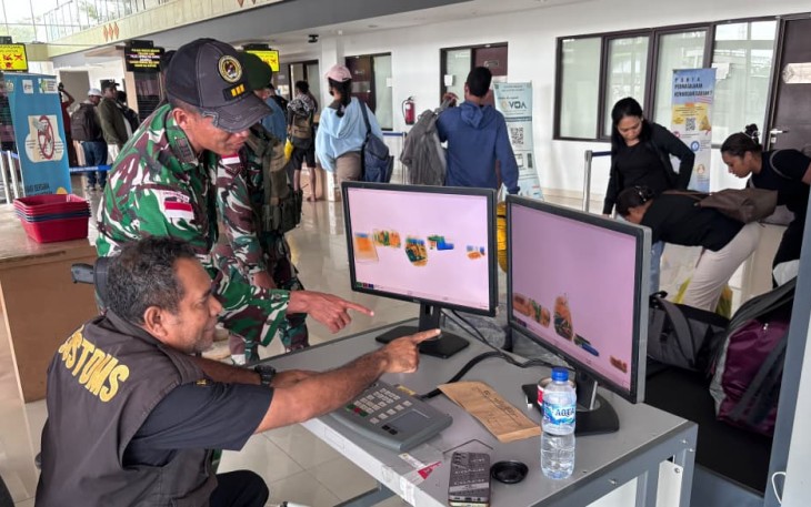 Yonarmed 12 Kostrad Hadir Jaga Ketertiban dan Keamanan Pelintas Batas Negara di Motaain
