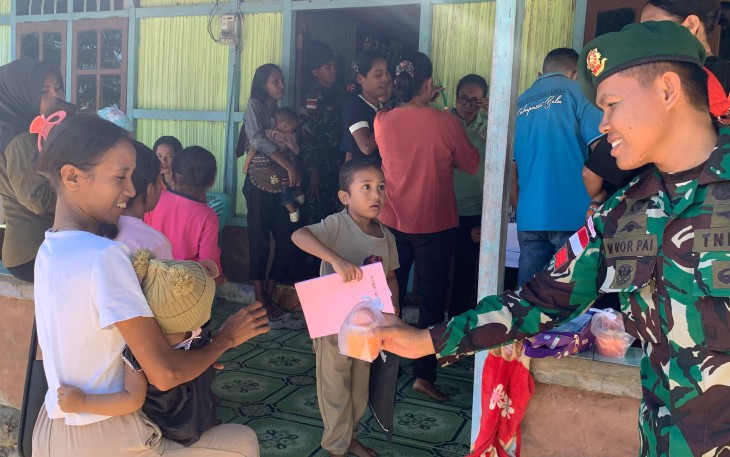 Yonarmed 12 Kostrad Bersama Warga Wujudkan Balita Sehat dan Ceria di Motaain