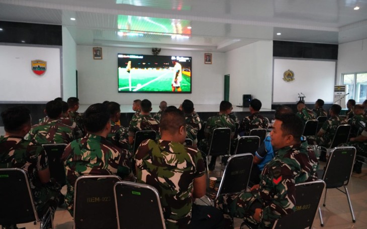 Nobar gembira piala dunia 2026 Korem 023/KS