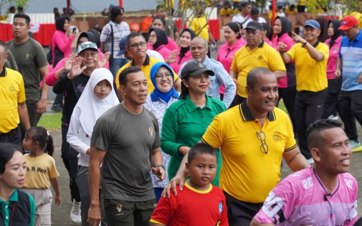 Sinergitas TNI-Polri Mengalir dalam Semangat Hari Bhayangkara ke-80 : Bersama Masyarakat Wujudkan Papua Barat yang Harmonis