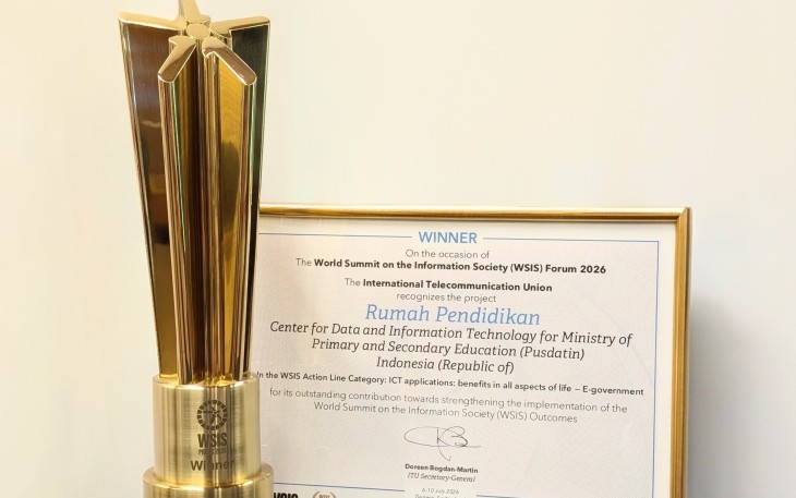 Superaplikasi Rumah Pendidikan dinobatkan sebagai Winner (Juara Pertama) kategori e-Government pada ajang World Summit on the Information Society (WSIS) Prizes 2026 yang diselenggarakan Perserikatan Bangsa-Bangsa melalui International Telecommunication Union (ITU) di Jenewa, Swiss