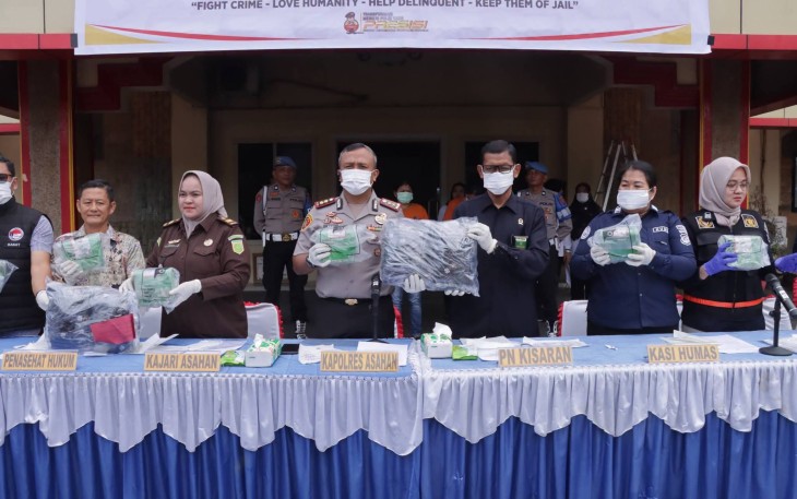 Konferensi pers Polres Asahan