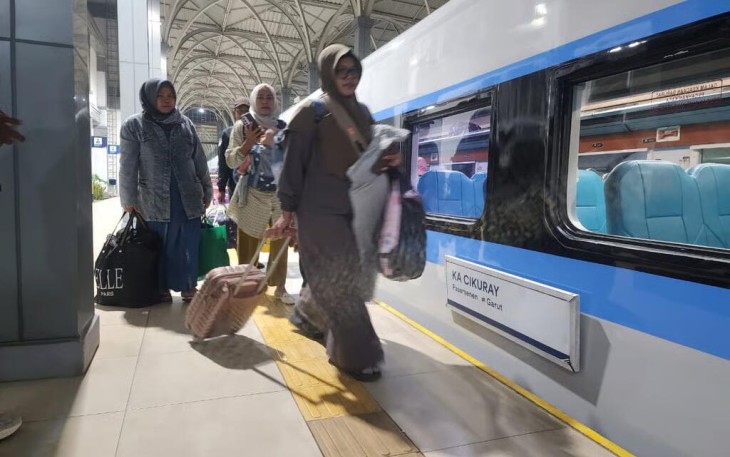 KA Cikuray Catat Okupansi 138 Persen dalam 10 Hari Operasi Rangkaian Baru