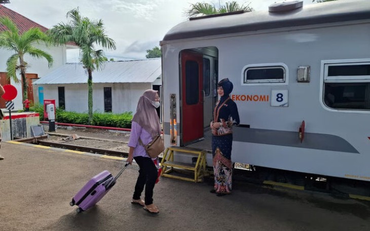 KAI Divre III Palembang Sediakan 17.980 Tempat Duduk Selama Libur Wafat Yesus Kristus