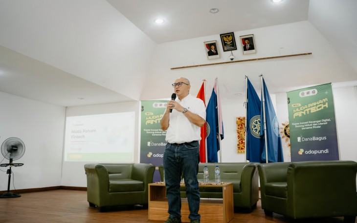 Masih Maraknya Pinjol Ilegal, Adapundi Berikan Literasi dan Inklusi Keuangan pada Mahasiswa dan UMKM di Bali