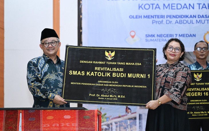 Mendikdasmen, Abdul Mu’ti, pada Peresmian Revitalisasi Satuan Pendidikan Tahun 2025 yang berlangsung di SMK Negeri 7 Medan, Sumatra Utara, Minggu (4/1). 