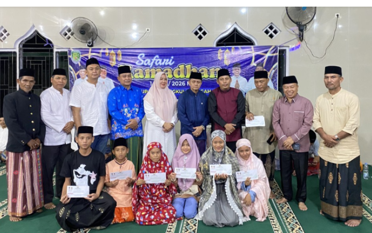 Sekretaris Daerah (Sekda) Kabupaten Bengkulu Tengah, Drs. Tomi Marisi, M.Si Gelar Safari Ramadan /Foto : MC 