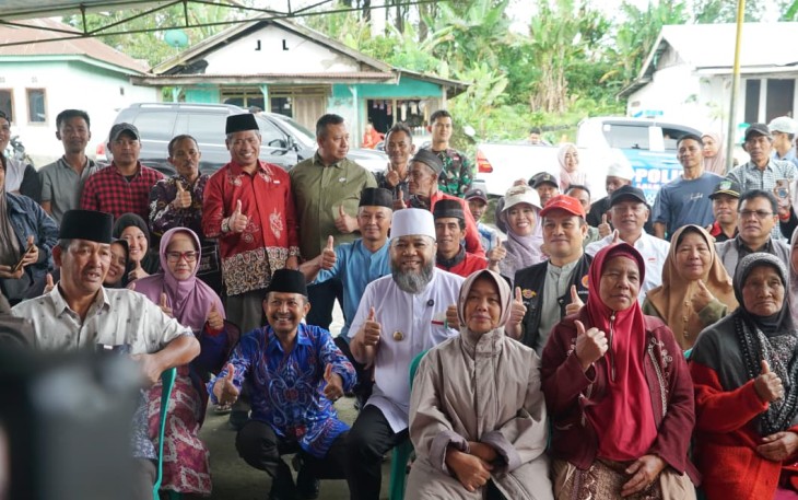 Gubernur Bengkulu, Helmi Hasan Foto Bersama /Foto : MC 