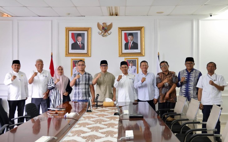 Kadis Kominfo Kepri Terima Surat Pengunduran Ketua KPID