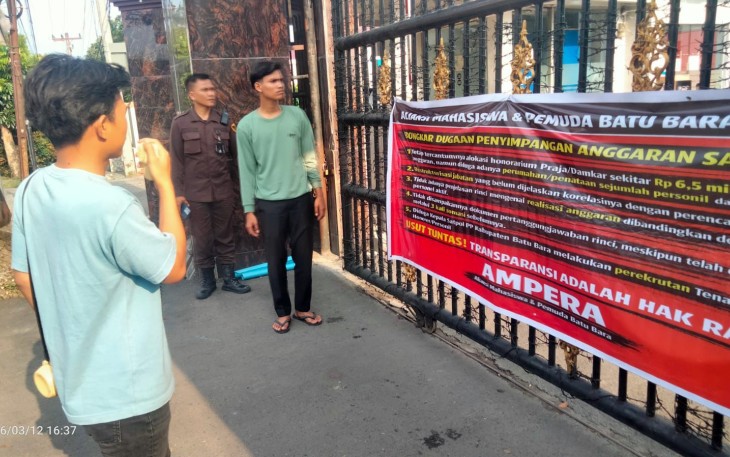 AMPERA Geruduk Kejati Sumut