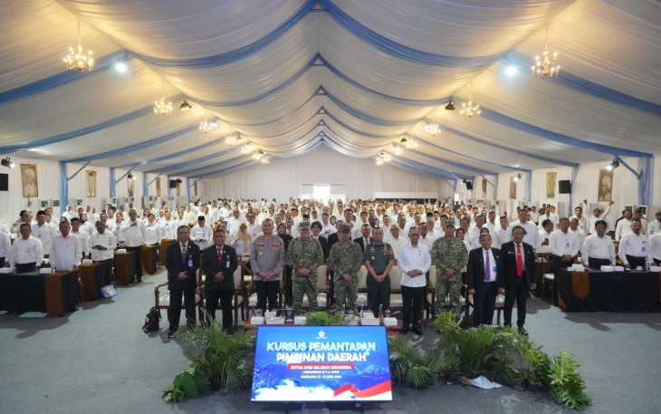 Panglima TNI Jenderal TNI Agus Subiyanto memberikan materi tentang “Program dan Kebijakan TNI dalam Mendukung Asta Cita Mewujudkan Indonesia Emas 2045