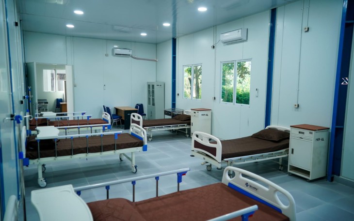 Menteri Kesehatan RI Budi Gunadi Sadikin meresmikan dua Puskesmas yang dibangun kembali pascabencana di Aceh