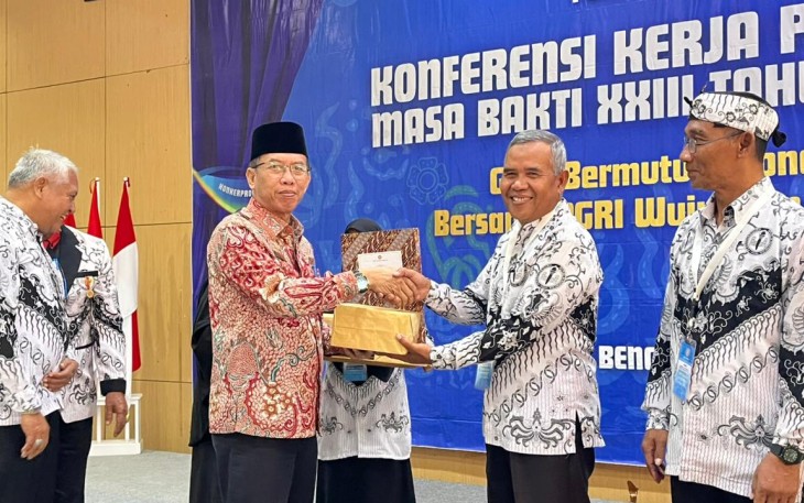 rsatuan Guru Republik Indonesia (PGRI) Provinsi Bengkulu menggelar Konferensi Kerja Provinsi (Konkerprov) ke-1 Masa Bakti XXIII Tahun 2024–2029 di Hotel Grage Bengkulu