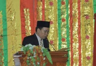 Pembacaan Naskah penetapan pasangan calon (Paslon) Bupati dan Wakil Bupati Benteng Periode 2017-2022