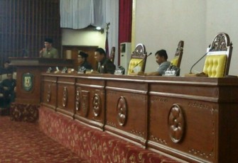 Rapat paripurna DPRD Provinsi Bengkulu, Jumat (21/7/2017)