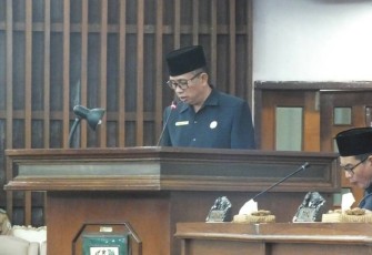 Penyampaian pandangan pansus