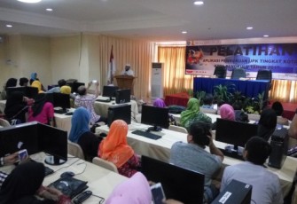Walikota Helmi Hasan membuka kegiatan Pelatihan Aplikasi Unit Pengelolaan Keuangan (UPK) Kota Bengkulu 2017 