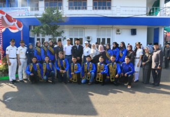 Sesda Kota Bengkulu Marjon melepas secara langsung 14 orang siswa sebagai peserta Jambore Daerah (Jamda) Tahun 2017