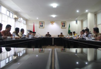 Audiensi DPD APDESI Bengkulu dengan Plt Gubernur Bengkulu.