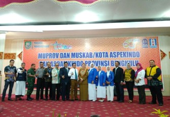ASPEKINDO-ASDAMKINDO Musprov dan Muskab/kota di Balai Raya Semarak Bengkulu, Selasa(24/4). 