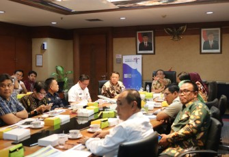 Didampingi OPD Plt.Gubernur Bengkulu menyampaikan Persentasi di Kemenpar RI terkait Sail Enggano.