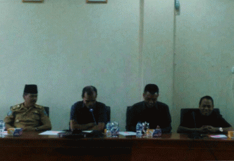 Wakil Ketua II DPRD Kota Bengkulu Teuku Zulkarnain, M Awaludin Fraksi PKS, Sutardi dari Fraksi Grindra, Sekretaris DPRD Saat Menyambut Kedatangan Anggota DPRD Kabupaten Malang