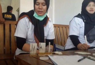 Dishub dan BNN Tes Urine Sopir Bus