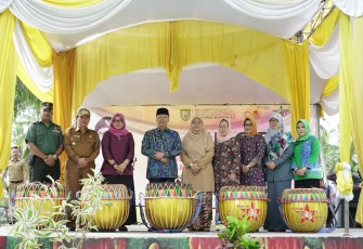 Plt Gubernur Bengkulu Rohidin Mersyah Foto Bersama