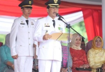 Bupati Bengkulu Tengah Dr. H. Ferry Ramli, SH, MH Pimpin Upacara Peringatan Hut Ke 10