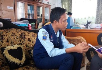 Siswa SMP Arya Krisna Fatahillah yang berhasil menyumbangkan medali perak pada Olimpiade Sains Nasional yang dilaksanakan Juli lalu, di Padang Sumatera Barat.