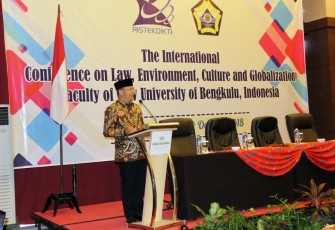 Pelaksana Tugas Gubernur Bengkulu Rohidin Mersyah membuka secara resmi The International Confrence on Law, Environment, Culture and Globalization Faculty of Law  University of Bengkulu, Indonesia 2018