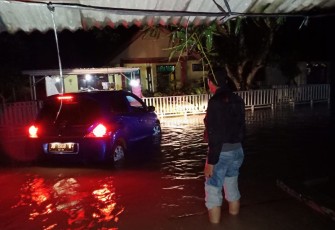Banjir genangi rumah warga dan jalan raya di Kaur