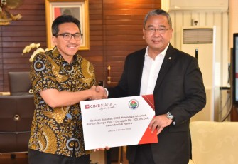 Kemendes PDTT terima bantuan dari PT Bank CIMB Niaga untuk pengungsi di Sulteng