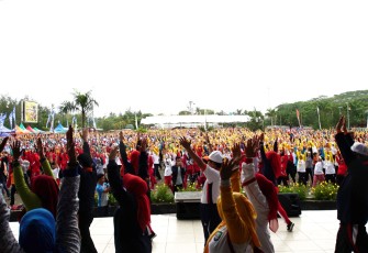 Rekor Museum Rekor-Dunia Indonesia Senam Gerakan Masyarakat Hidup Sehat.