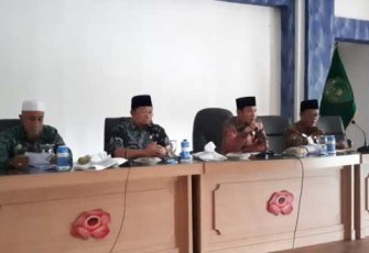 Asisten III Bidang Administrasi Umum M. Husni Pimpin Rapat Lanjutan 