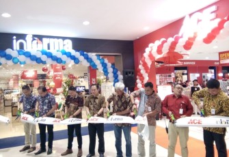 Pembukaan Gerai ACE & Informa di Bencoolen Mall
